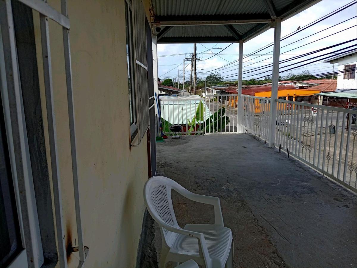 Habitacion Privada A 8 Minutos Del Aeropuerto Tocumen Apartment Tapia Numero Dos Ngoại thất bức ảnh